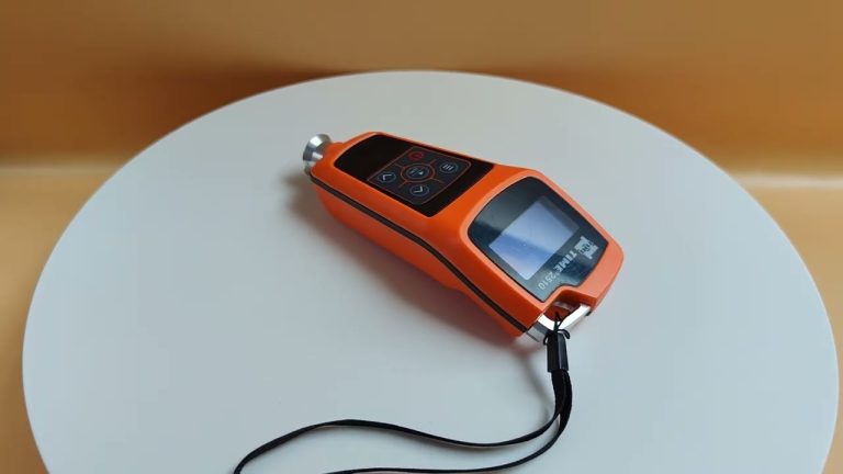 Medidor de espessura de revestimento ferroso e não ferroso TIME2510. Fábrica de medidores de espessura de revestimento.